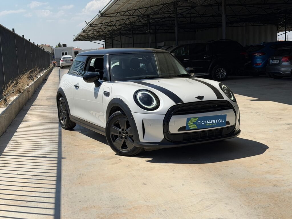 09/2023 MINI COOPER FACELIFT 1.5L AUTO PETROL